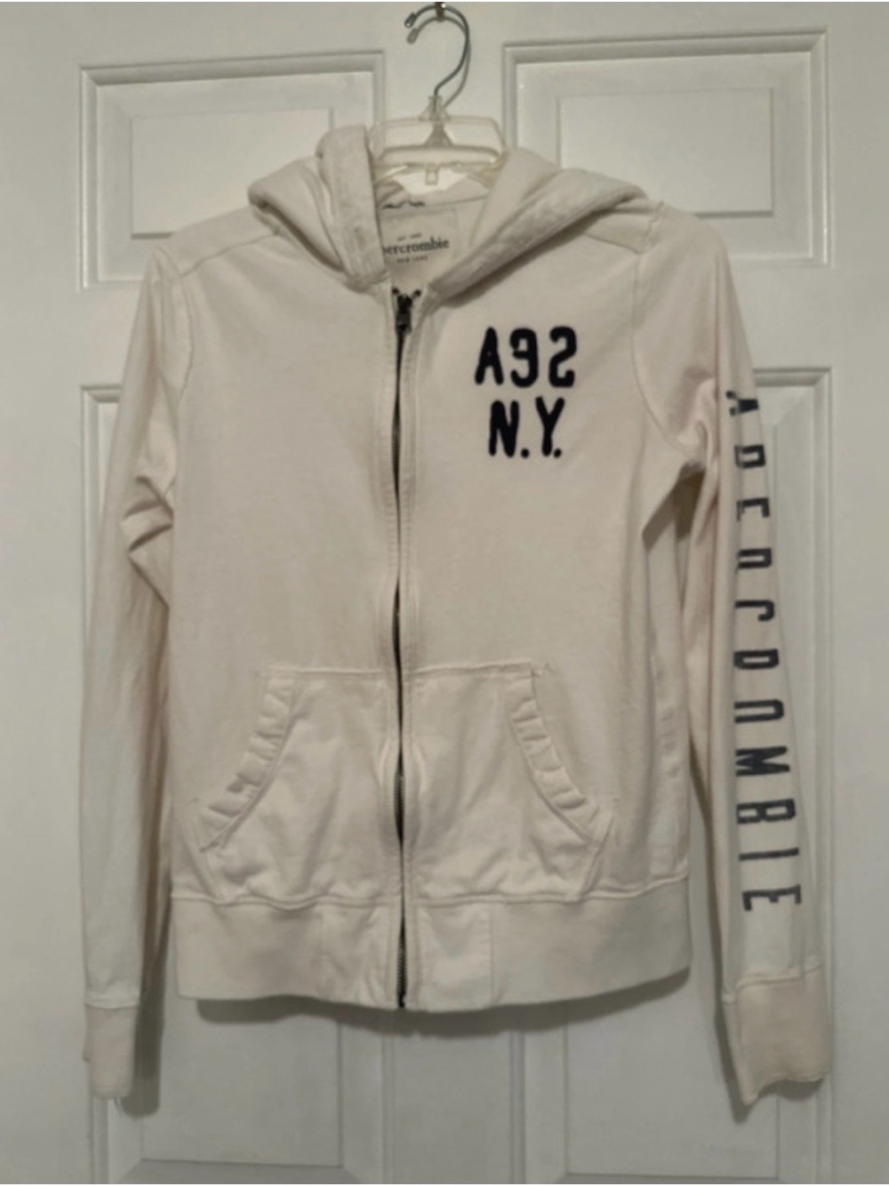 Boys XL Abercrombie & Fitch Off White & navy Zip-Up Hoodie Jacket pockets A&F